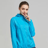 Jaket Parka Saku Proteksi Sinar UV Potongan 3D (Water-Repellent) Light Blue jaket senam jaket olahrata jaket travel jaket lari jaket grup jaket tim